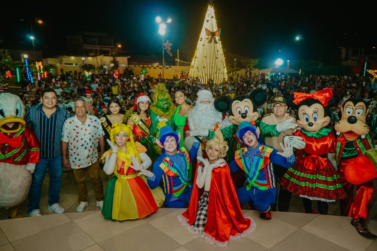 El Triunfo: El municipio celebra la Navidad con teatro para familias