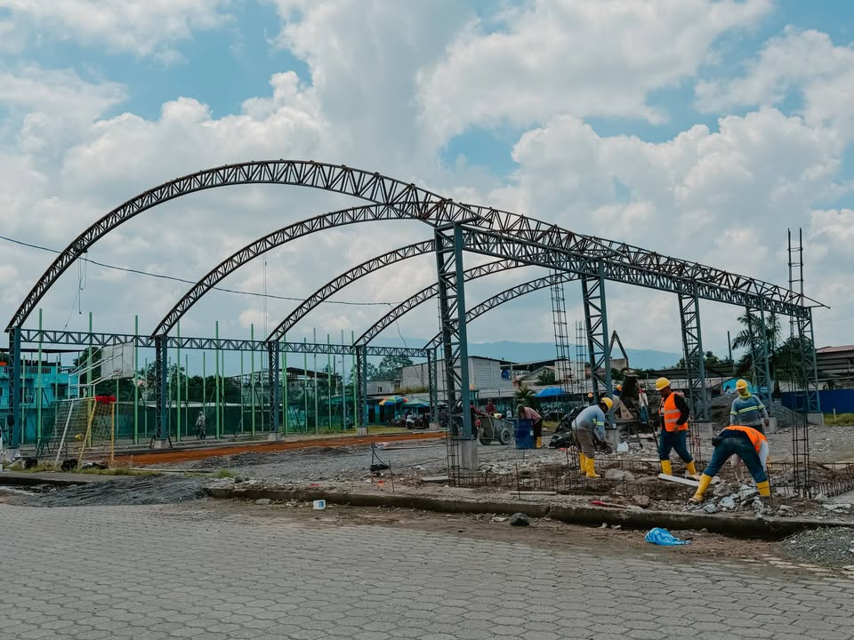 El Piedrero: Avanza la construcción del Ecoparque con obras sanitarias y cancha