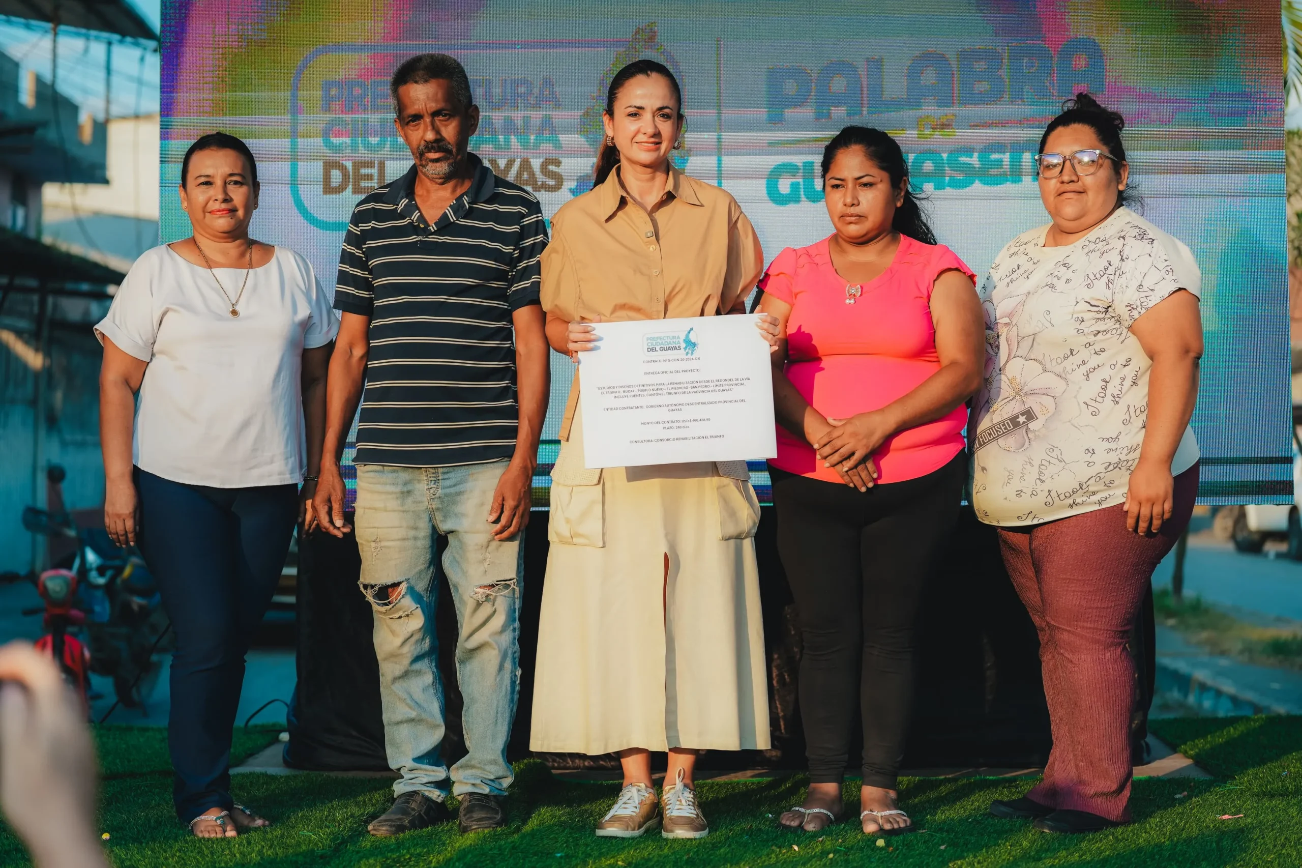 El Triunfo: Prefectura entrega estudios para vía de 20 km que conecta con el límite provincial