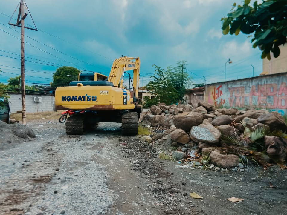Alcaldía de El Triunfo ejecuta obras de protección contra el Niño en Velasco Ibarra
